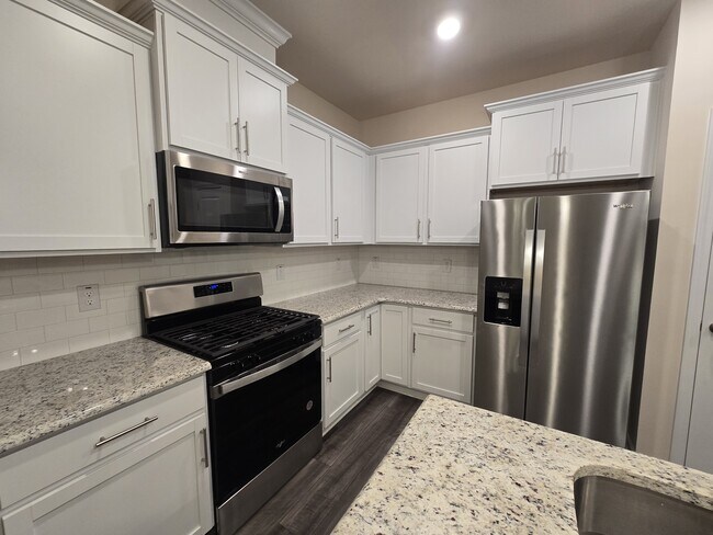 Building Photo - 4028 Beckton Trl