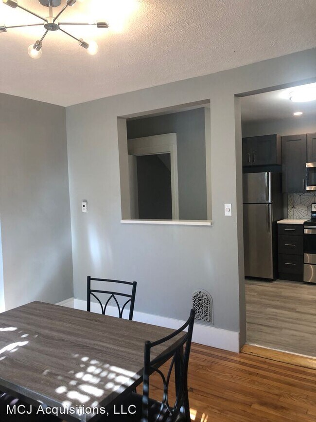 Building Photo - 4 br, 2 bath House - 251 Brooks Ave