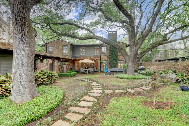 Building Photo - 3735 Del Monte Dr