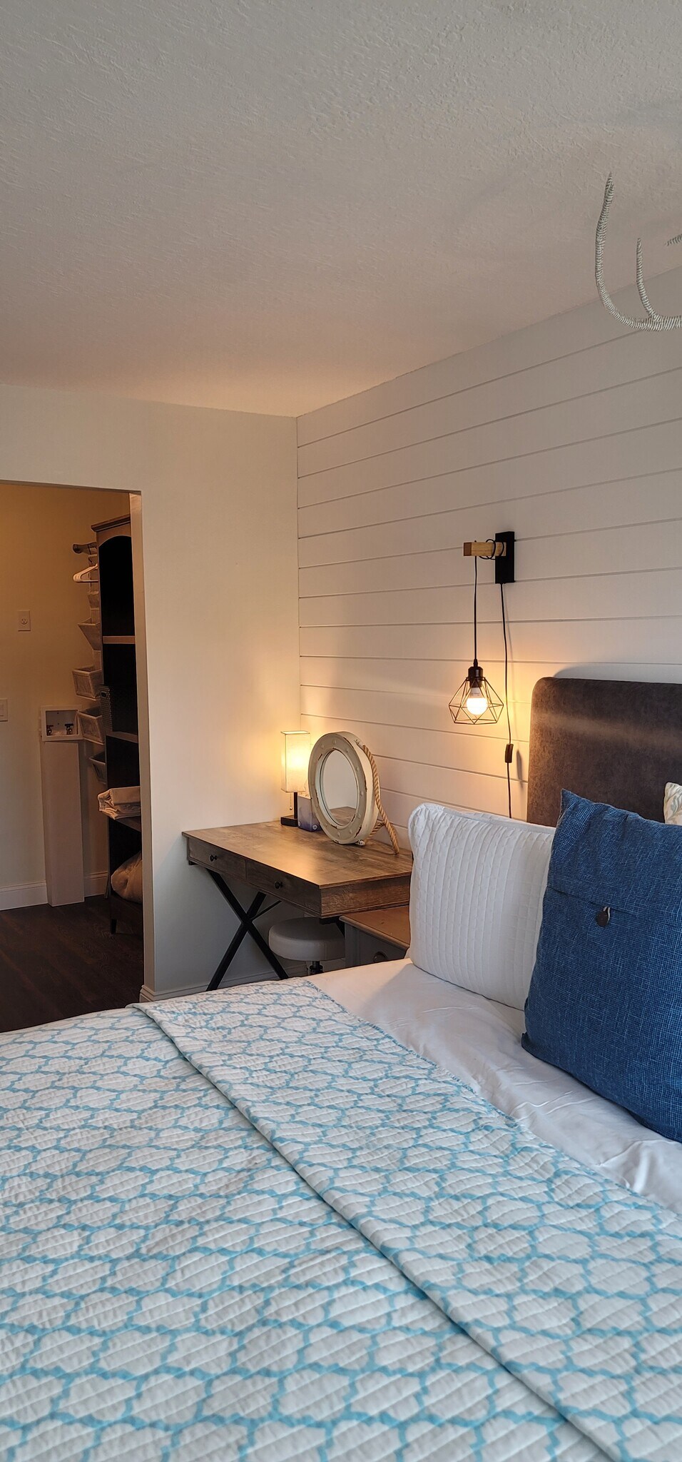 Building Photo - 1830 Robalo Dr