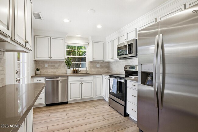 Building Photo - 8756 Via De Ln