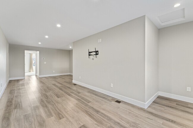 Building Photo - 12567 W Nabesna St