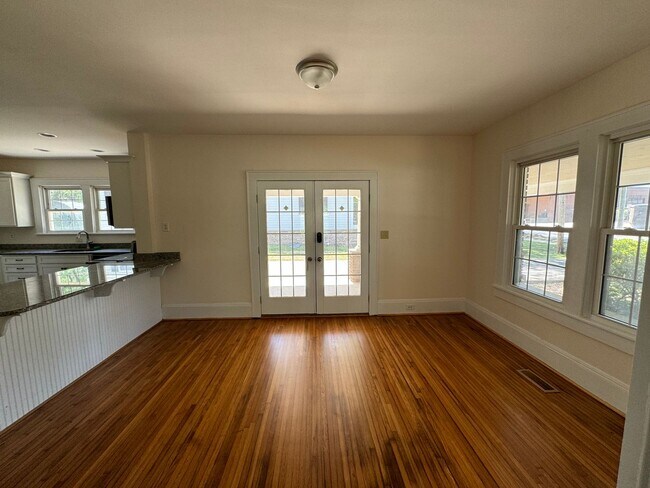 Building Photo - Single Family in Downtown Kings Mountain, NC