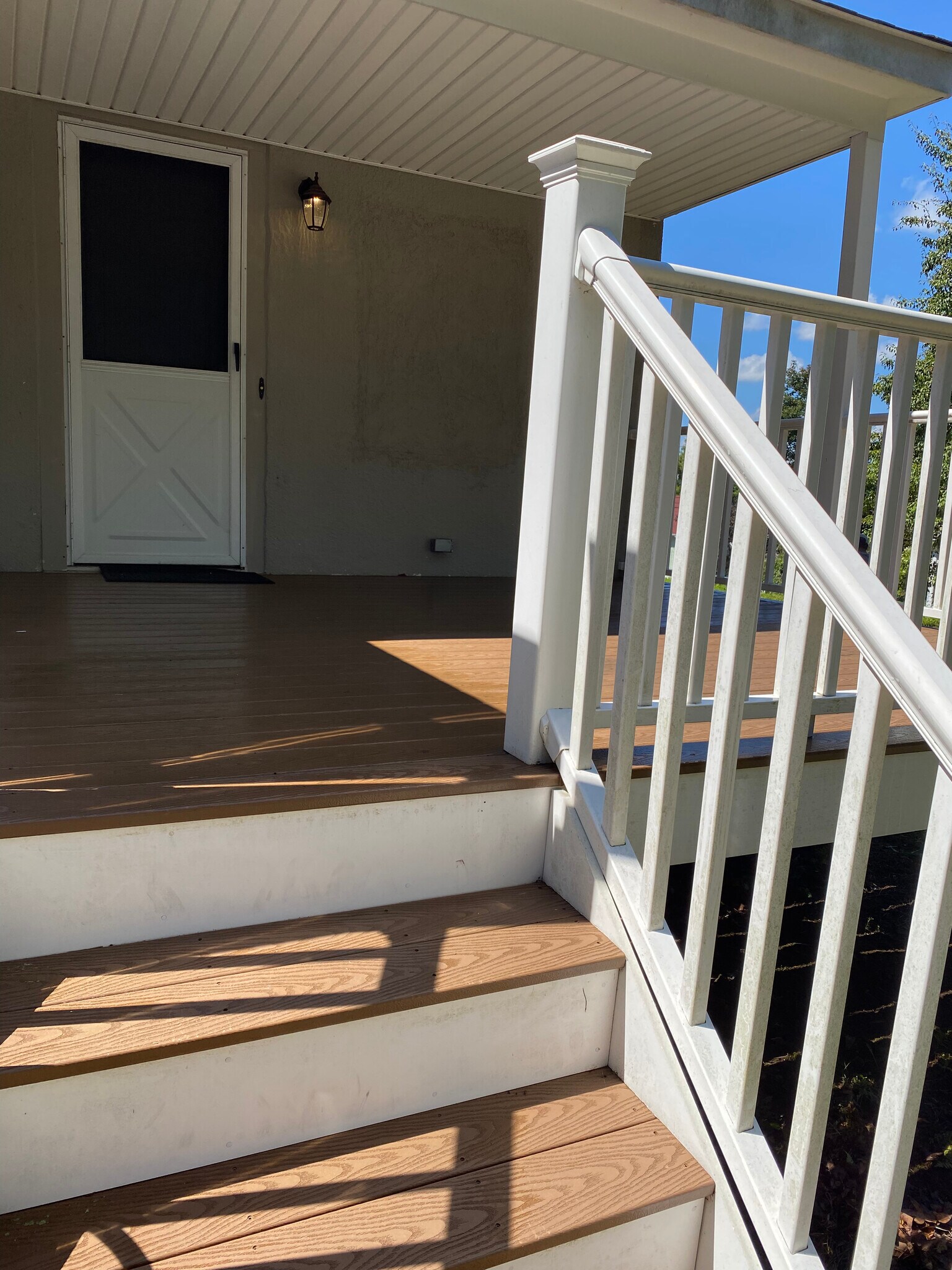 Building Photo - 20 Church St