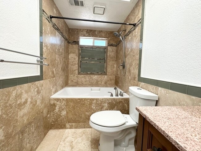 Building Photo - Beautifully Updated Home in Citrus Heights!