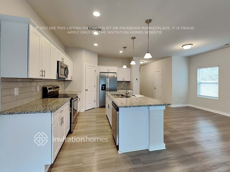 Building Photo - 3007 Ayana Dr