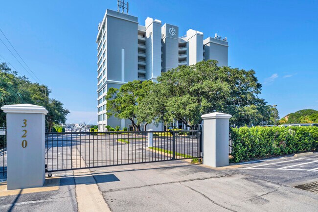 Building Photo - 320 Harbor Blvd