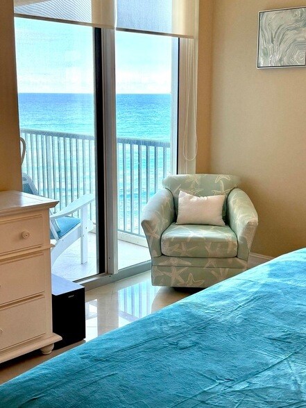 Building Photo - 5400 N Ocean Dr