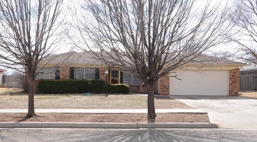 Building Photo - 2705 John Dr
