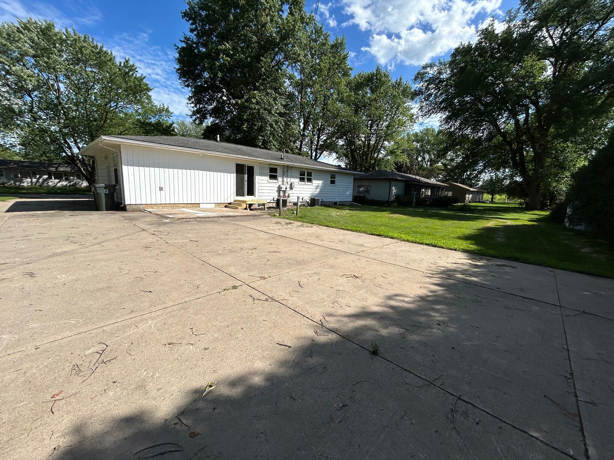 Building Photo - 1423 Starbeck Cir