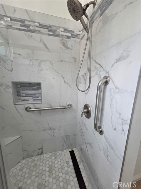 Building Photo - 1423 Pleasant Ave