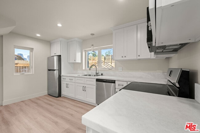 Building Photo - 1509 Edris Dr