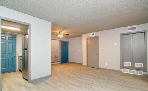 Building Photo - Courtyard @ Monroe Flats