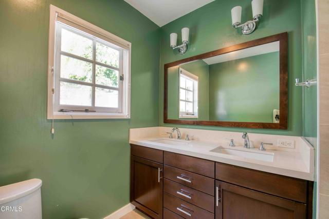 Building Photo - 1014 Stearns Dr