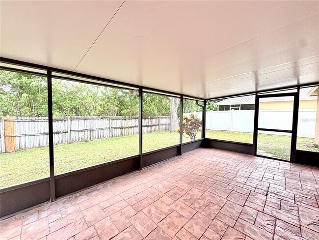 Building Photo - 4722 Roundview Ct