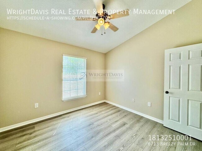 Building Photo - 6713 Breezy Palm Dr