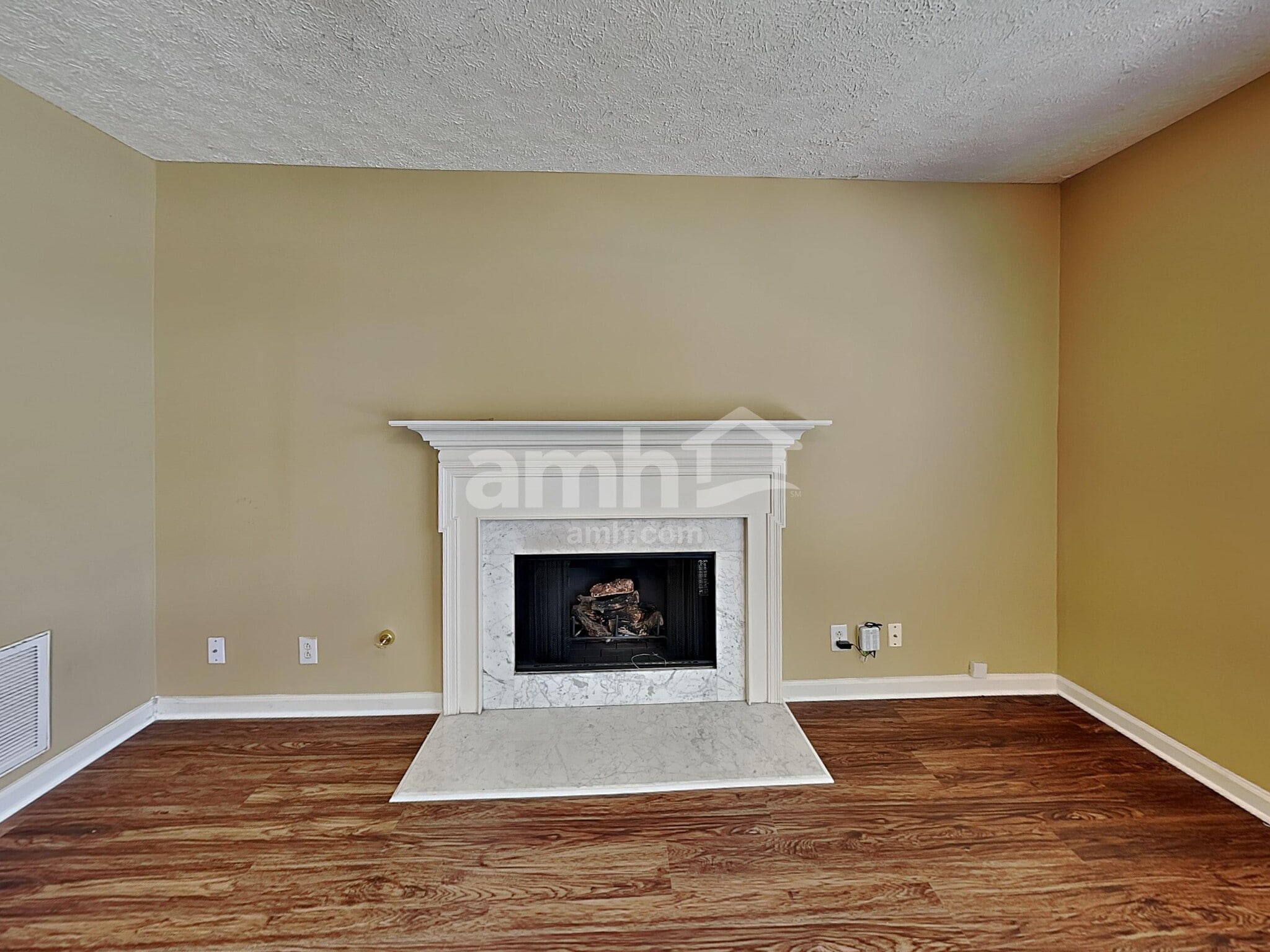 Building Photo - 1000 Brianne Ct