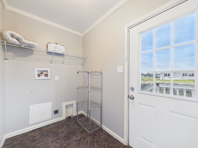 Building Photo - Charming 3 bedroom home in Lafayette!