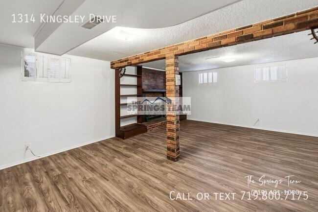 Building Photo - 1314 N Kingsley Dr