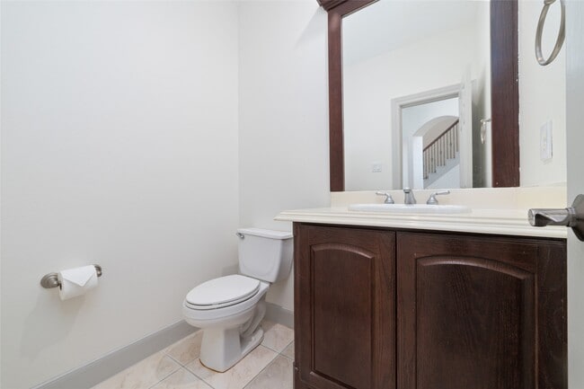Building Photo - 3505 Parkside Dr