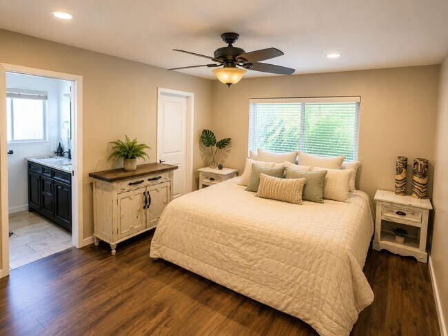 Building Photo - 820 Blue Bell Ct