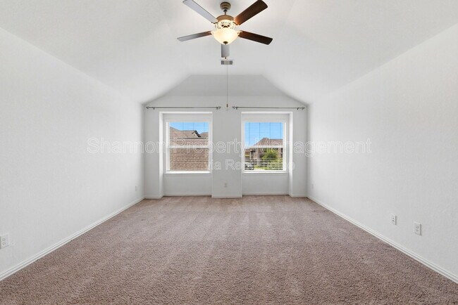 Building Photo - 1618 Rosedale Dr