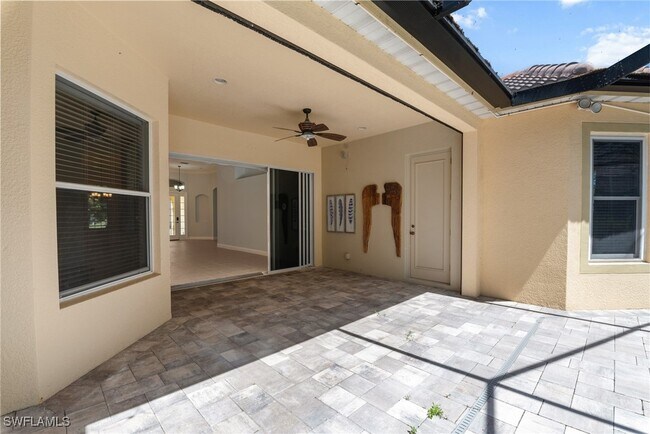 Building Photo - 16119 Coco Hammock Way