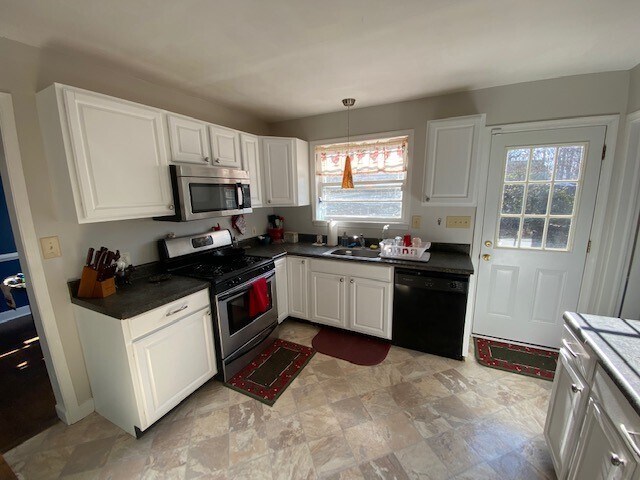 Kitchen - 523 Meriwether Ave