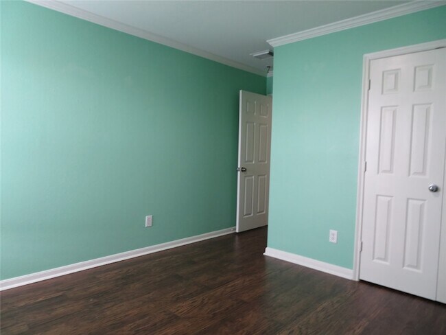 Building Photo - 3834 Granite Springs Ln