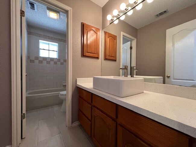 Building Photo - Winfield Subdivision