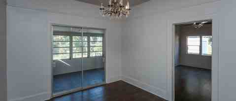 Building Photo - 835 Cathcart Terrace