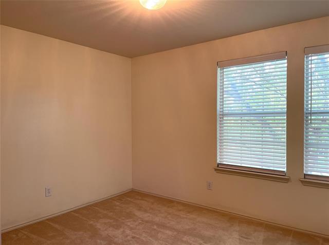 Building Photo - 230 Garden Valley Ln