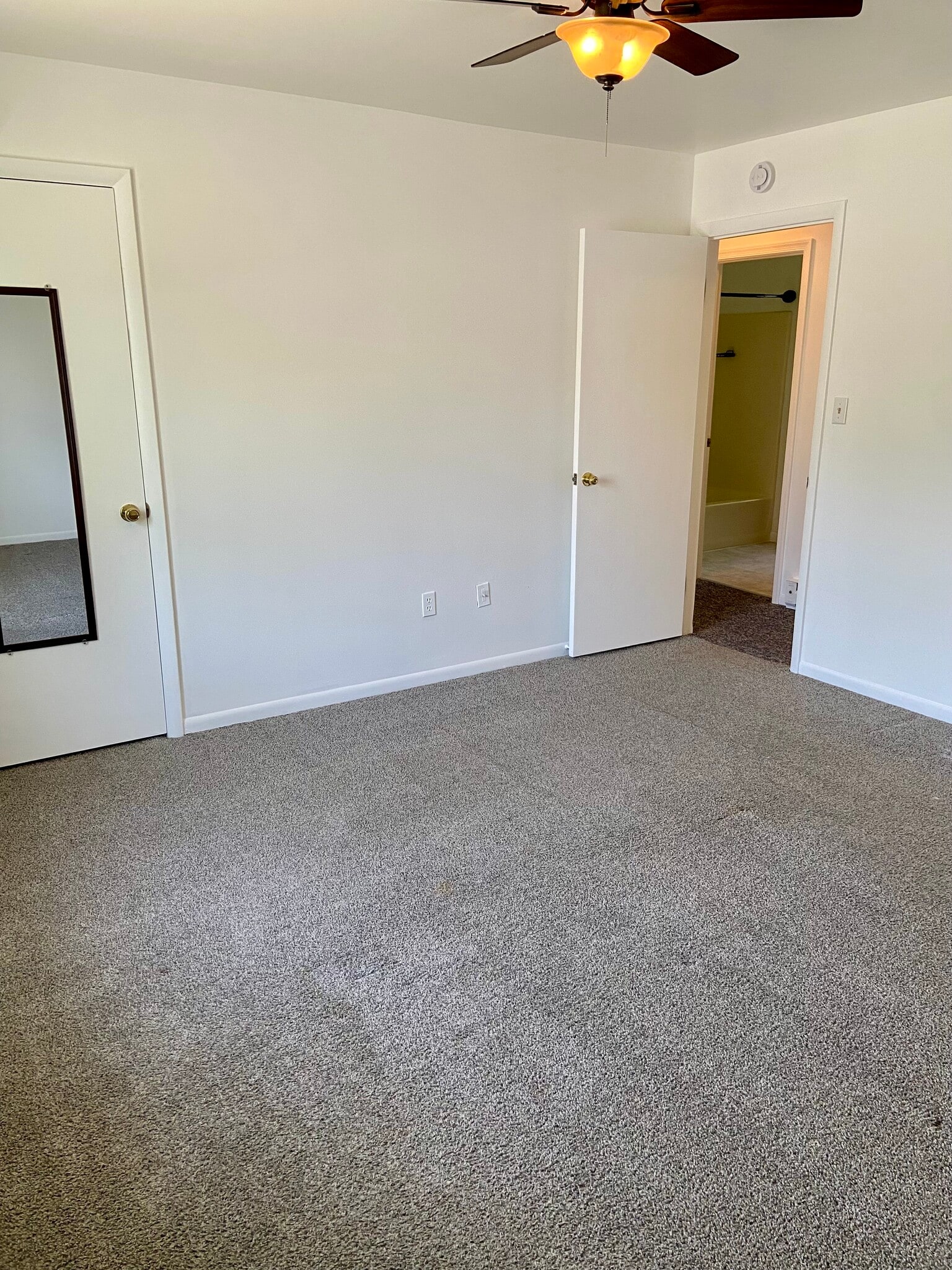 Main bedroom - 2710 S 2nd St