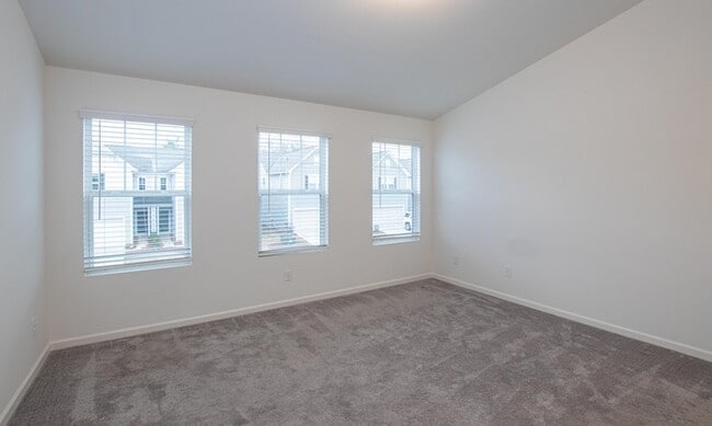 Building Photo - BEAUTIFUL 2 BD Townhome in MIDLAND AVAILABLE DECEMBER 2025