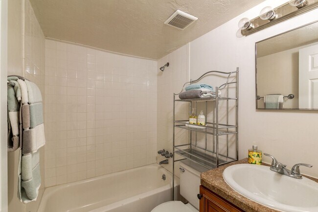 Interior Photo - Chelsea Lane Apartments