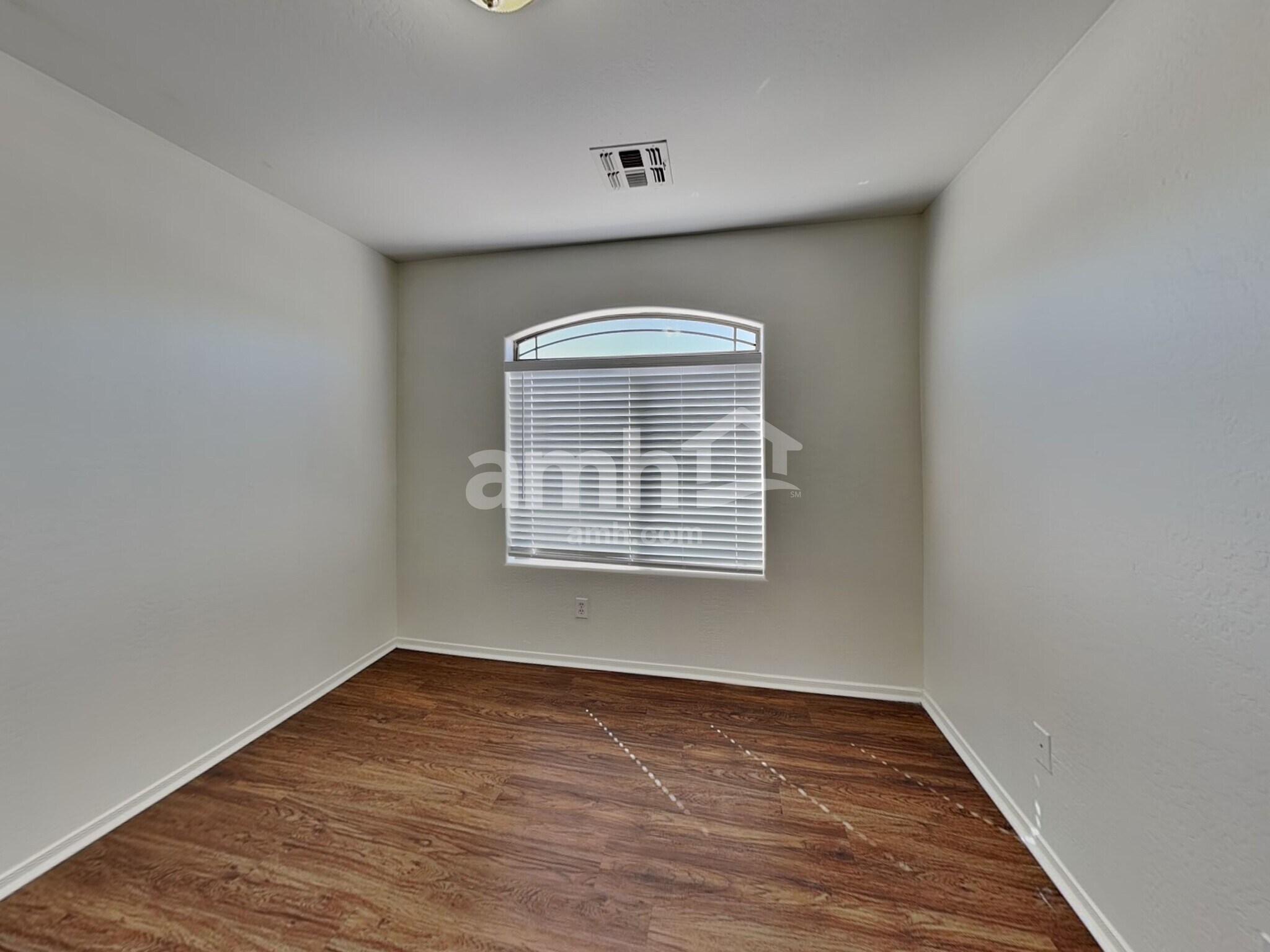 Building Photo - 7364 W Ocotillo Rd