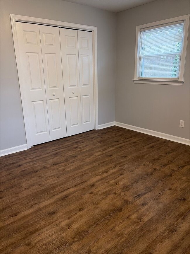 Building Photo - Renovated Ranch Home