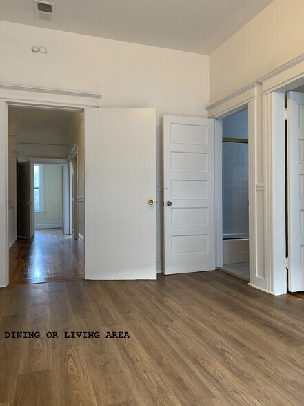 Building Photo - 168 Lexington St