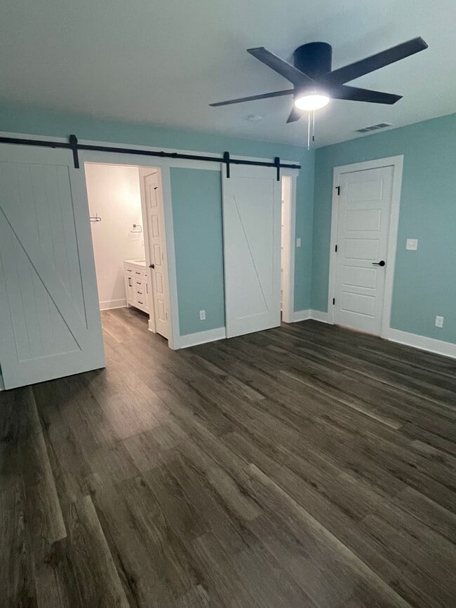 Building Photo - Welcome Home