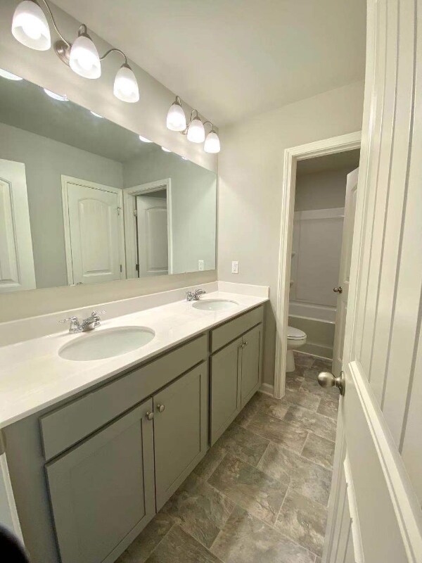 Building Photo - 144 Valimar Dr