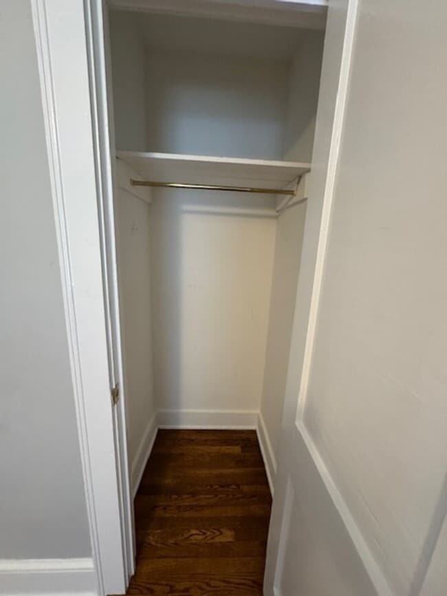 Building Photo - Adorable 2 Bedroom-1 Bath Bungalow within walking distance to Downtown Greer - Very Convenient