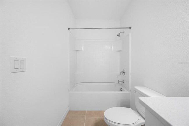 Building Photo - 5913 Laurelcrest Gln