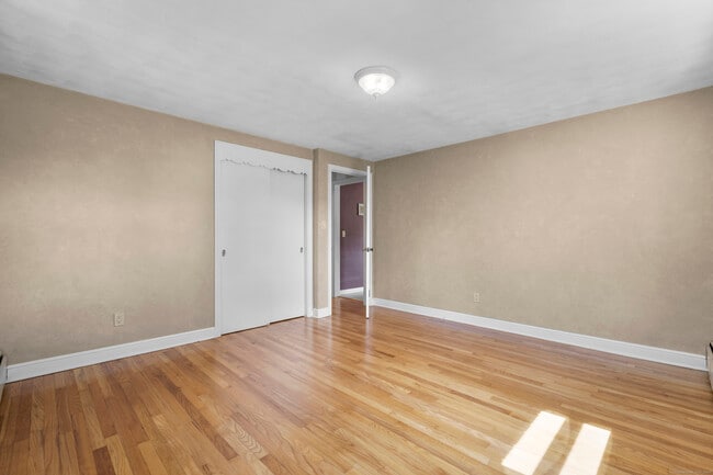 Building Photo - 1715 Musso View Ave