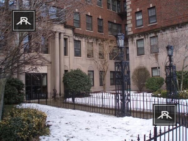 Building Photo - 2001 Commonwealth Ave