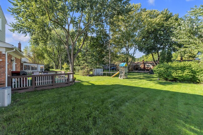 Building Photo - 5555 Patterson Dr