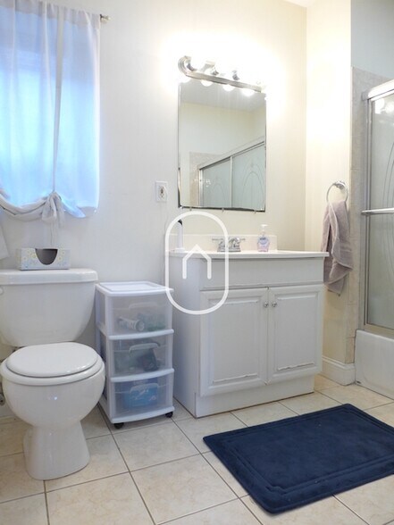 Building Photo - 22 S Huntington Ave