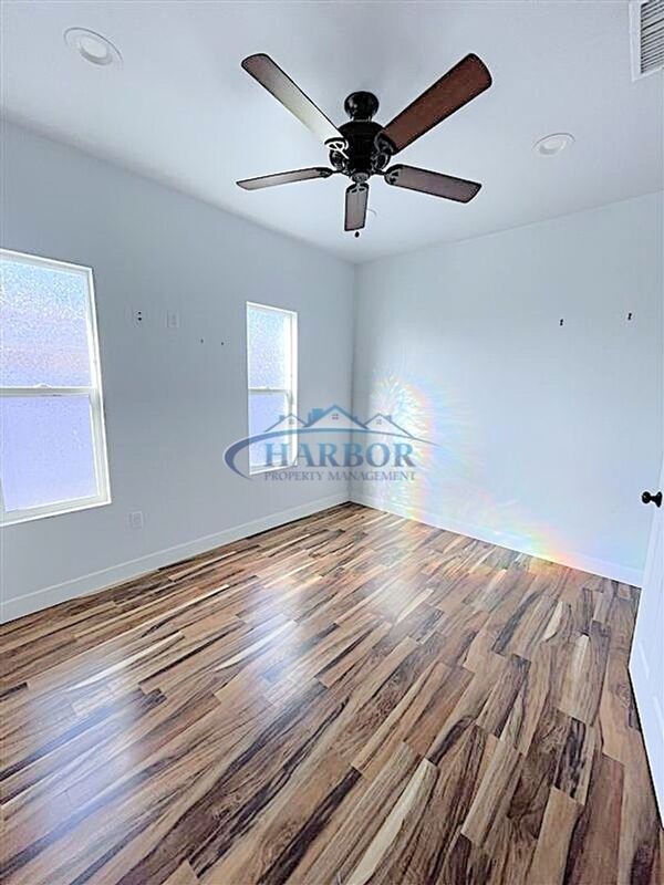 Building Photo - 646-646 W 19th St