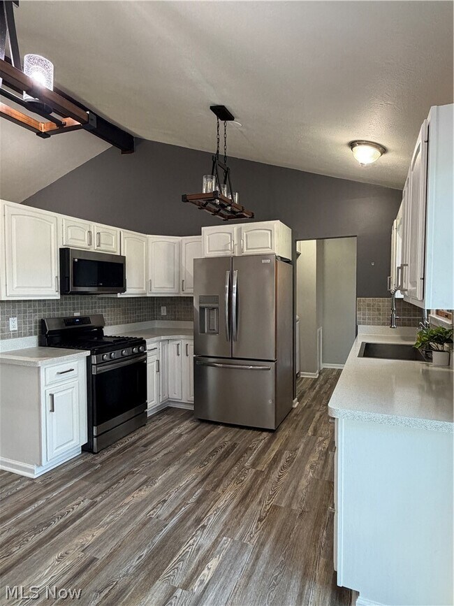Building Photo - 13187 Yager Dr
