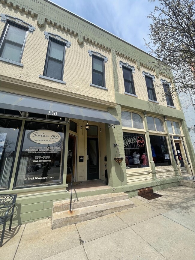 Building Photo - 128 1/2 W Ash St