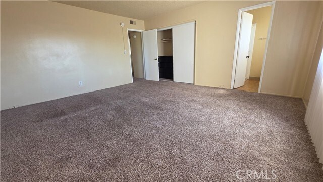 Building Photo - 3856 W 113th St